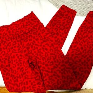 Reserved ! Bombshell leopard cheetah leggings